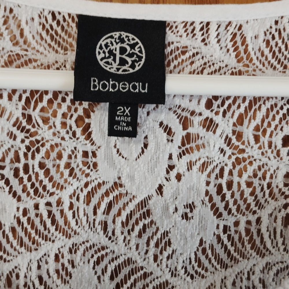 bobeau White Lace Yoke Tunic Top - Picture 2 of 3